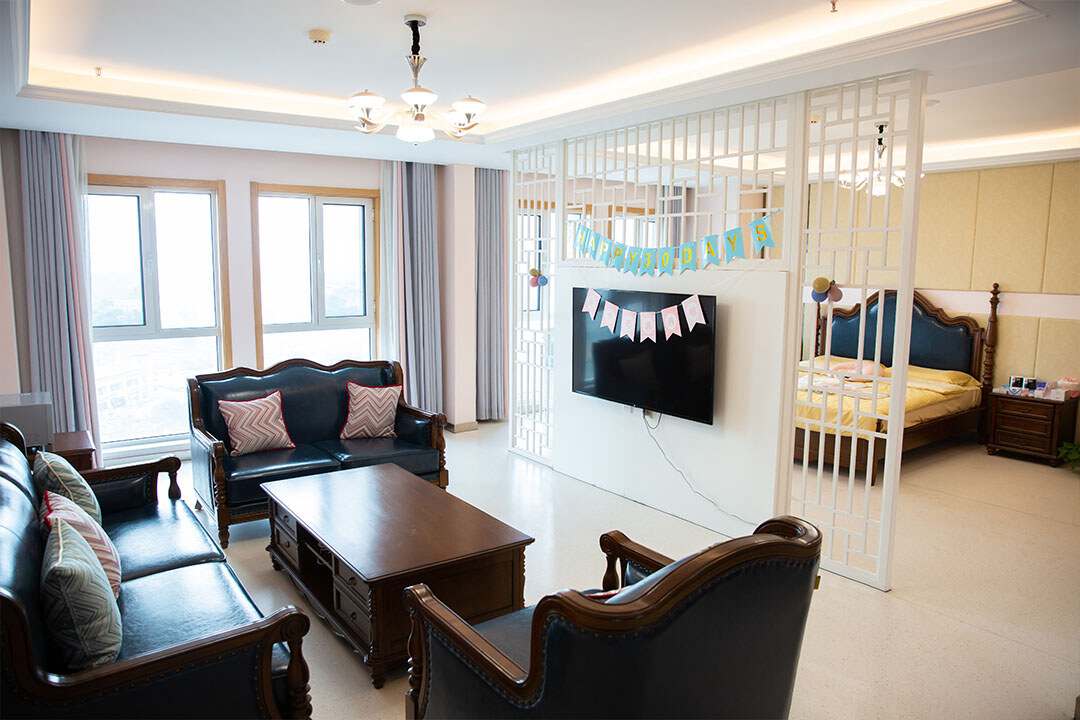 位于榆林市具有景观特色的朝阳桥东侧朝阳医院10-11楼,近2000平米,共2